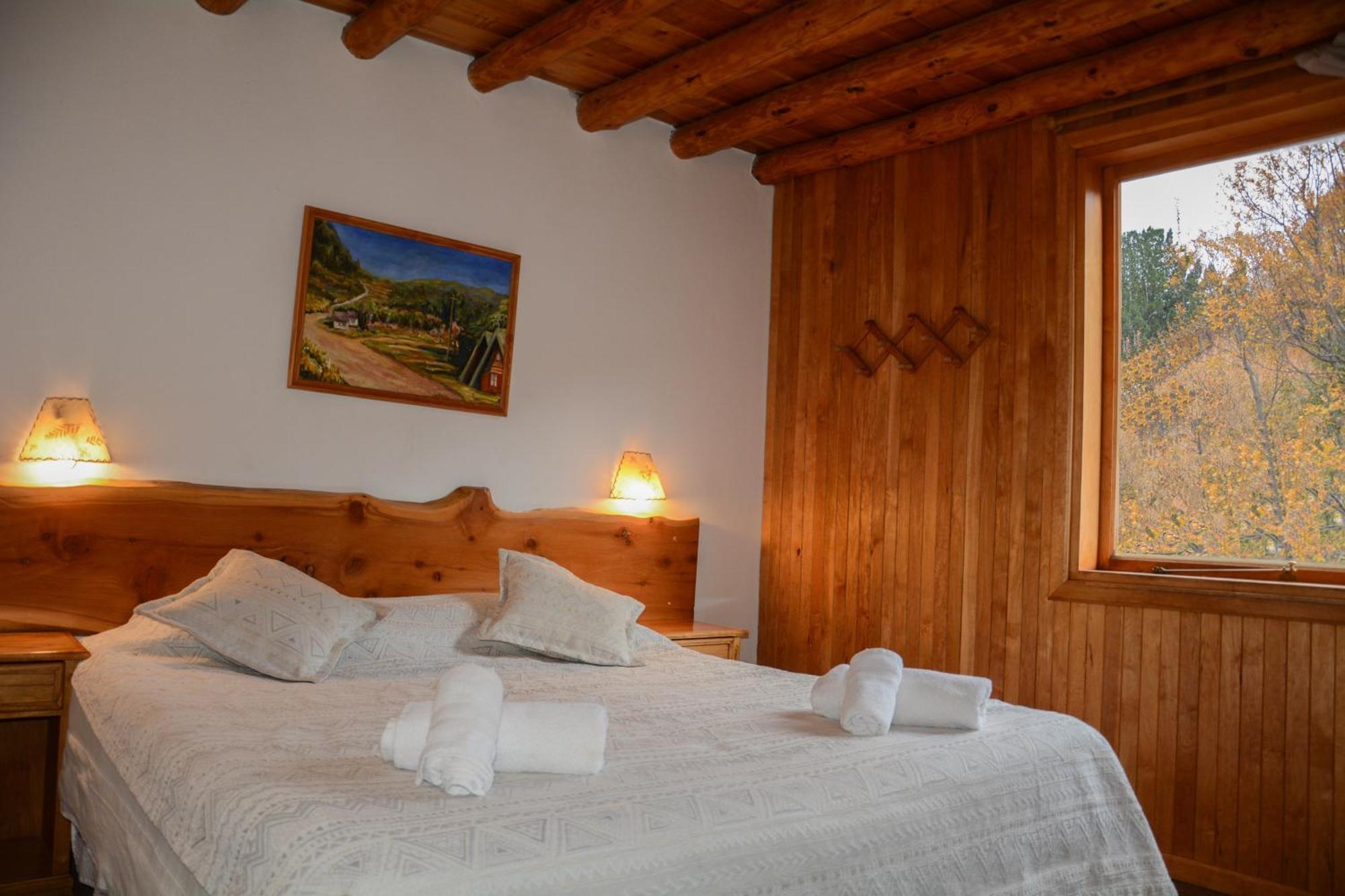 Apart Hotel Del Pellin San Martin de los Andes Exterior photo